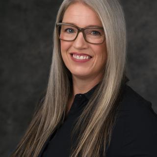 A headshot of Susan Juby.