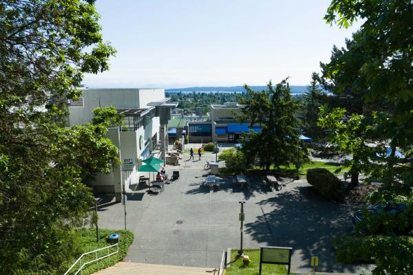 VIU Nanaimo campus aerial - view of library and quad and city beyond