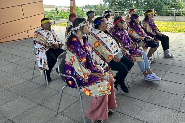 Students sit blanketed at VIU Cowichan